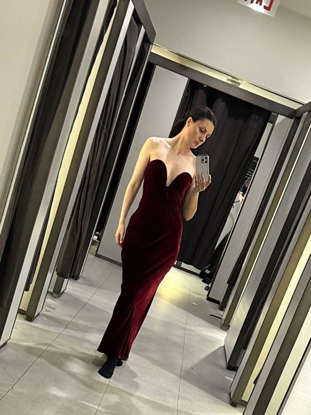 NWT Zara Limited Edition Velvet Sweatheart neckline dress  - size S - dark red